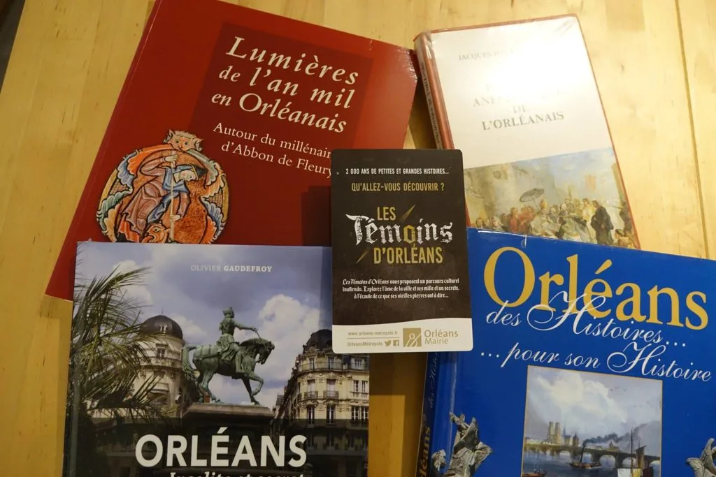 Extrait de la bibliographie de La Chasse au TrésOrléans